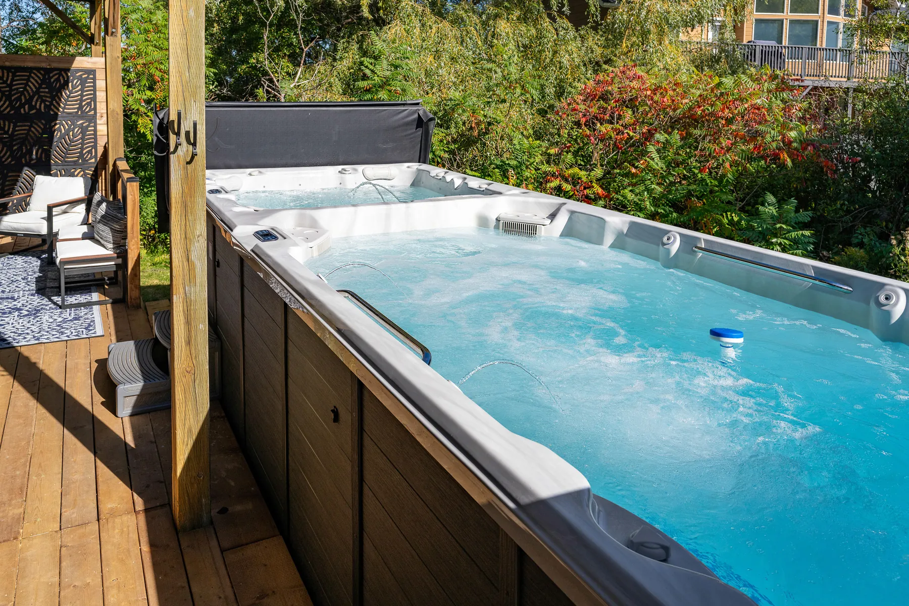 Large hot tub swimspa